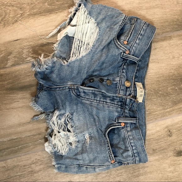 High waisted jean shorts - Picture 1 of 3